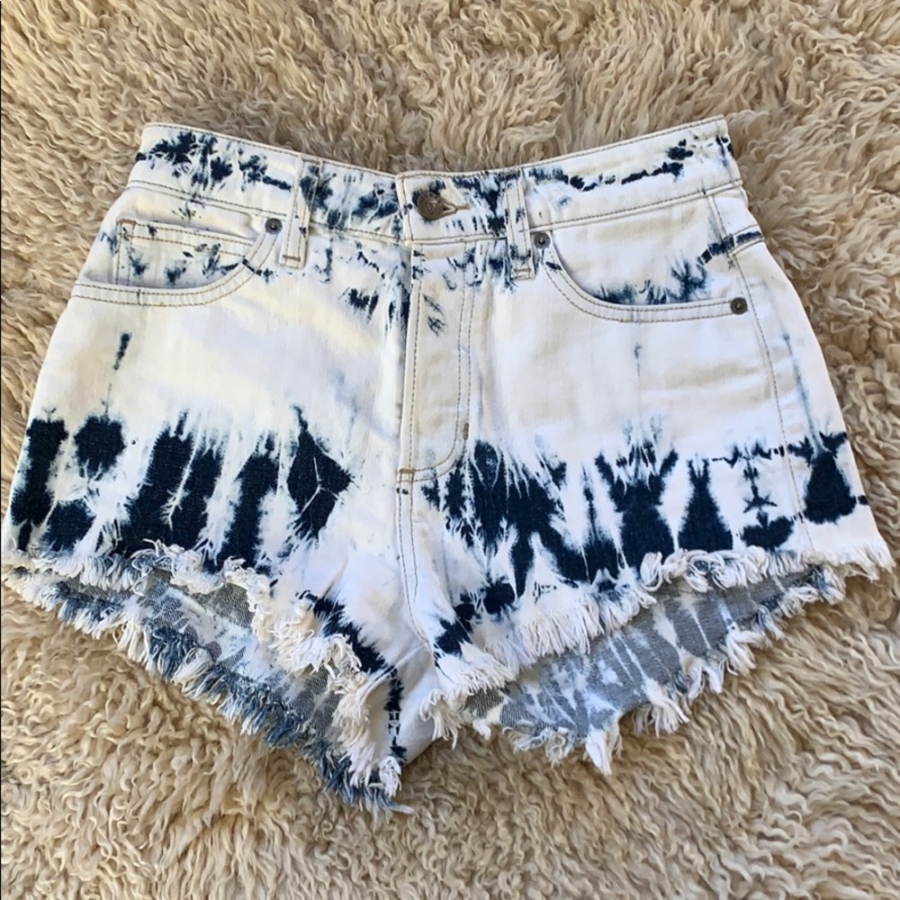Bleach Dye Guess Jean Booty Shorts